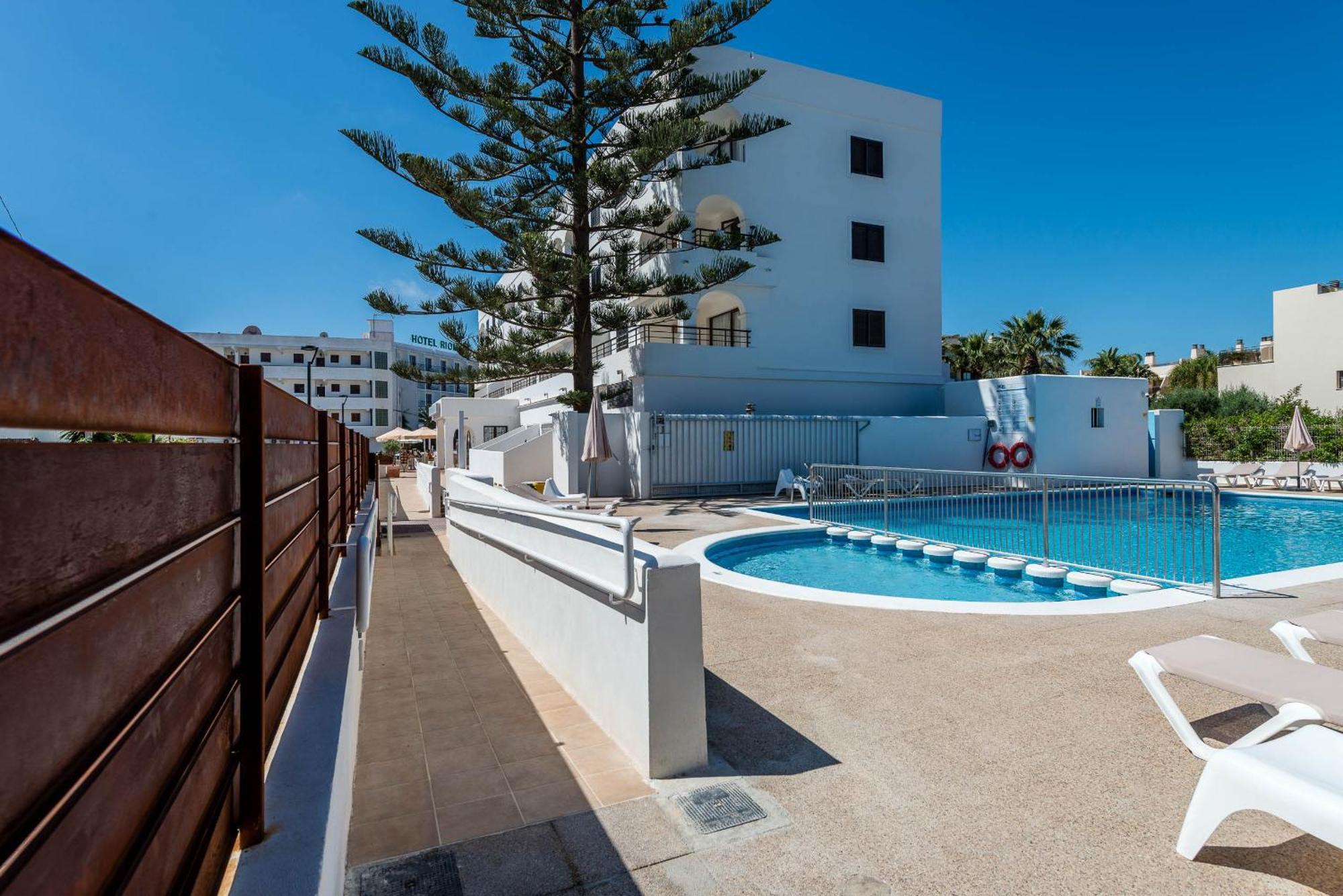 Apartamentos Ros Santa Eulalia del Río Exterior foto