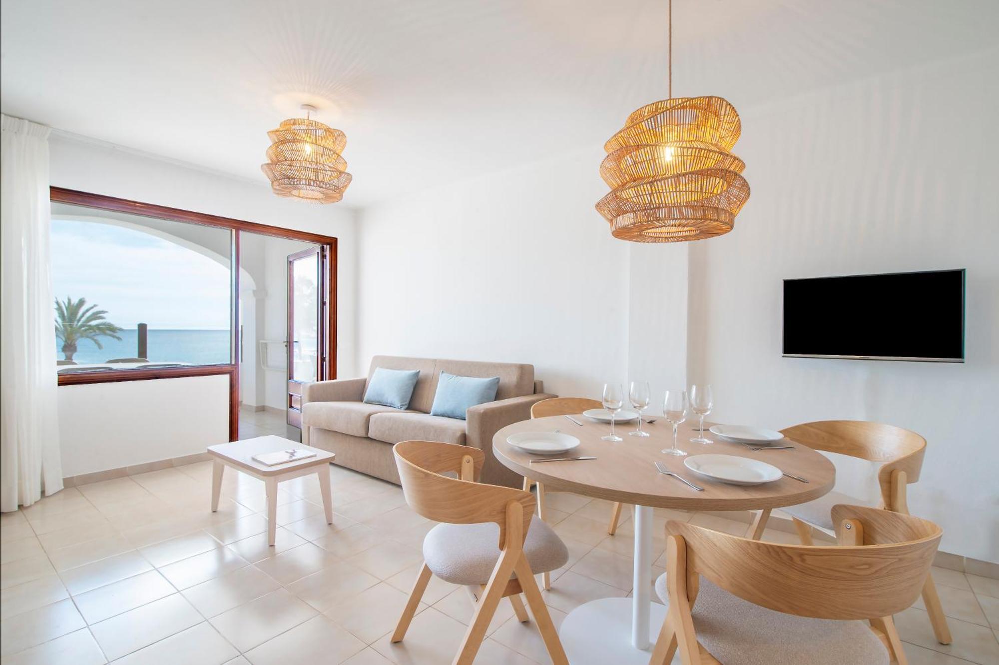 Apartamentos Ros Santa Eulalia del Río Exterior foto