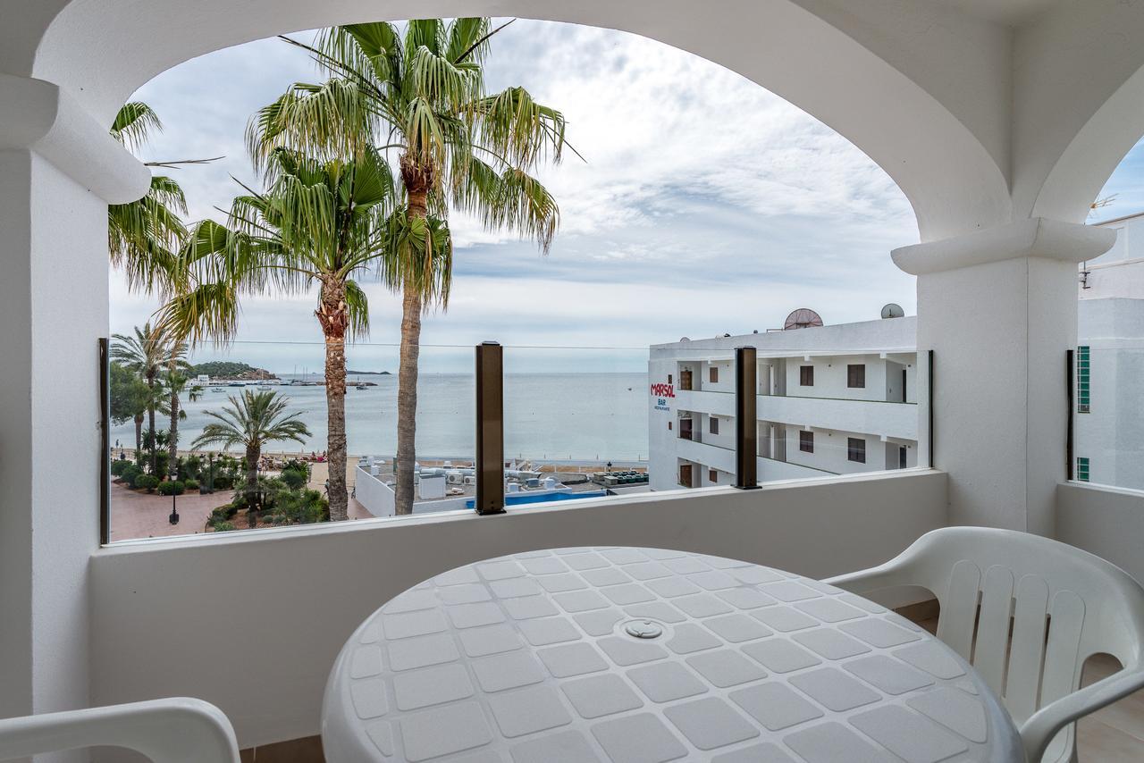 Apartamentos Ros Santa Eulalia del Río Exterior foto
