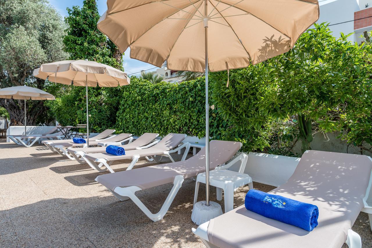 Apartamentos Ros Santa Eulalia del Río Exterior foto